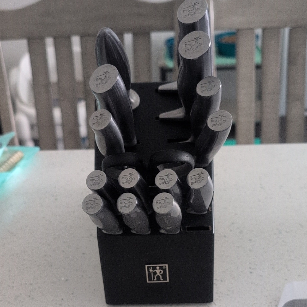ZWILLING J.A. Henckels Knife Block Set - Black and Silver
